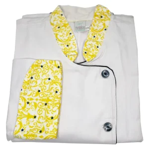 DÓLMÃ BRANCO DE BOTOES DE BRIM COM DETALHES PUNHO E GOLA